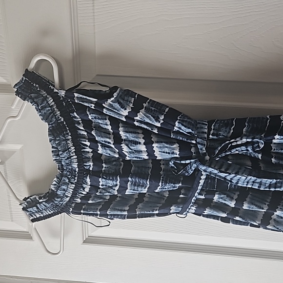 MICHAEL Michael KorsOff-Shoulder Shibori Striped Dress - Picture 4 of 6